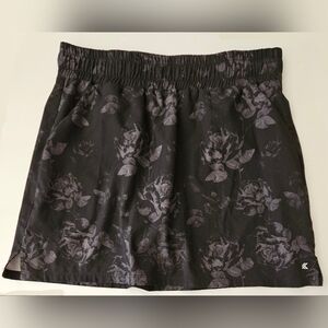Kyodan Floral roses print skort skirt shorts size M